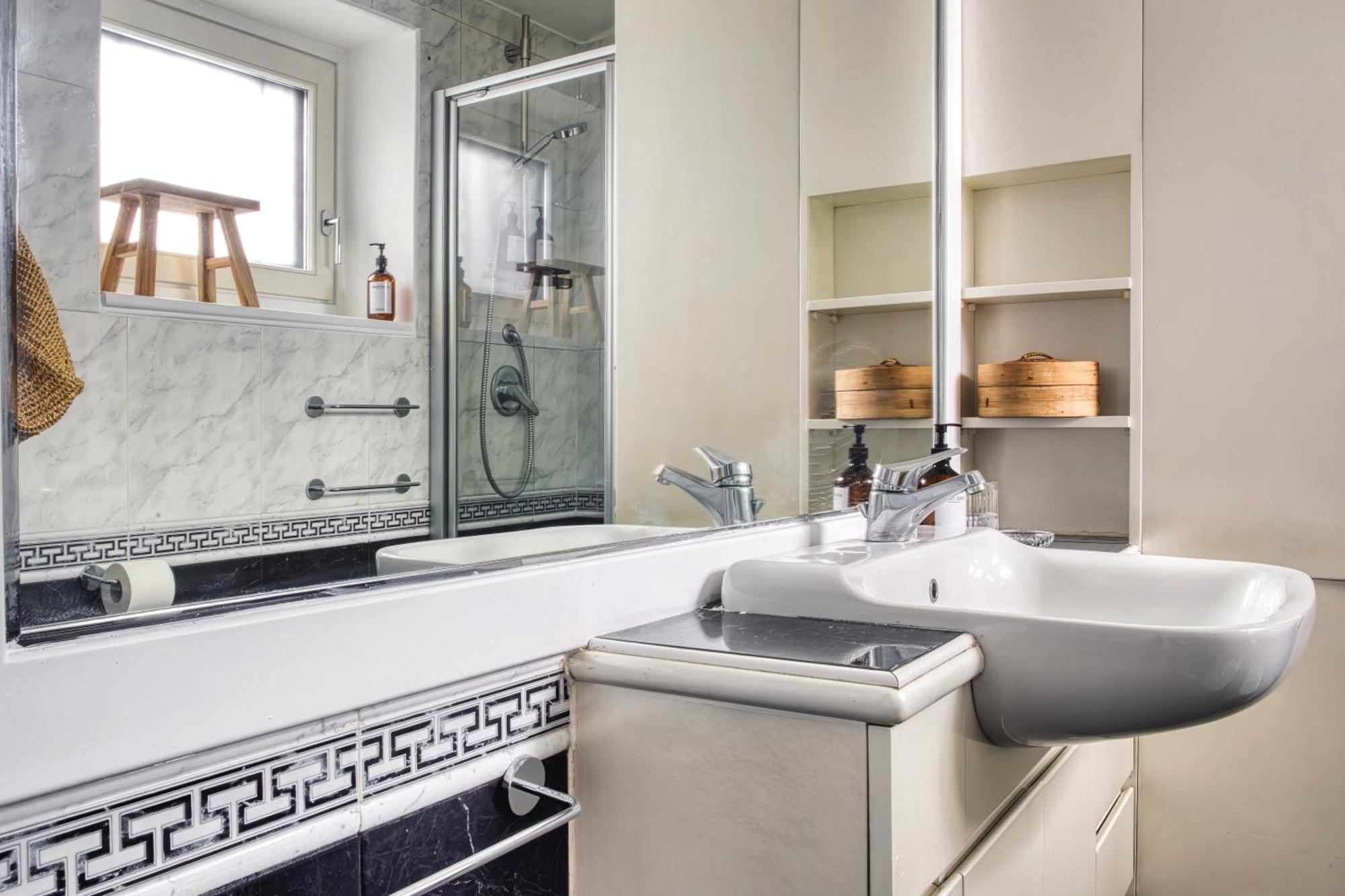 شقة The Green Oriental; Gem In The Duomo City Center ميلان المظهر الخارجي الصورة